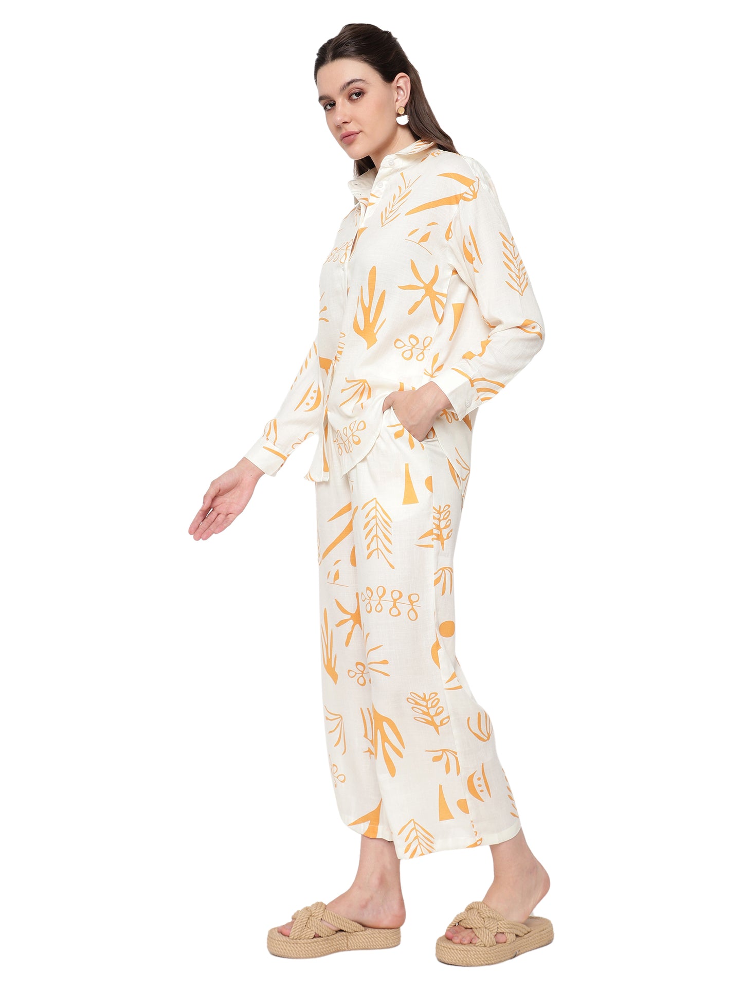 Women White & Yellow Printed Shirt Plazzo Co-Ords