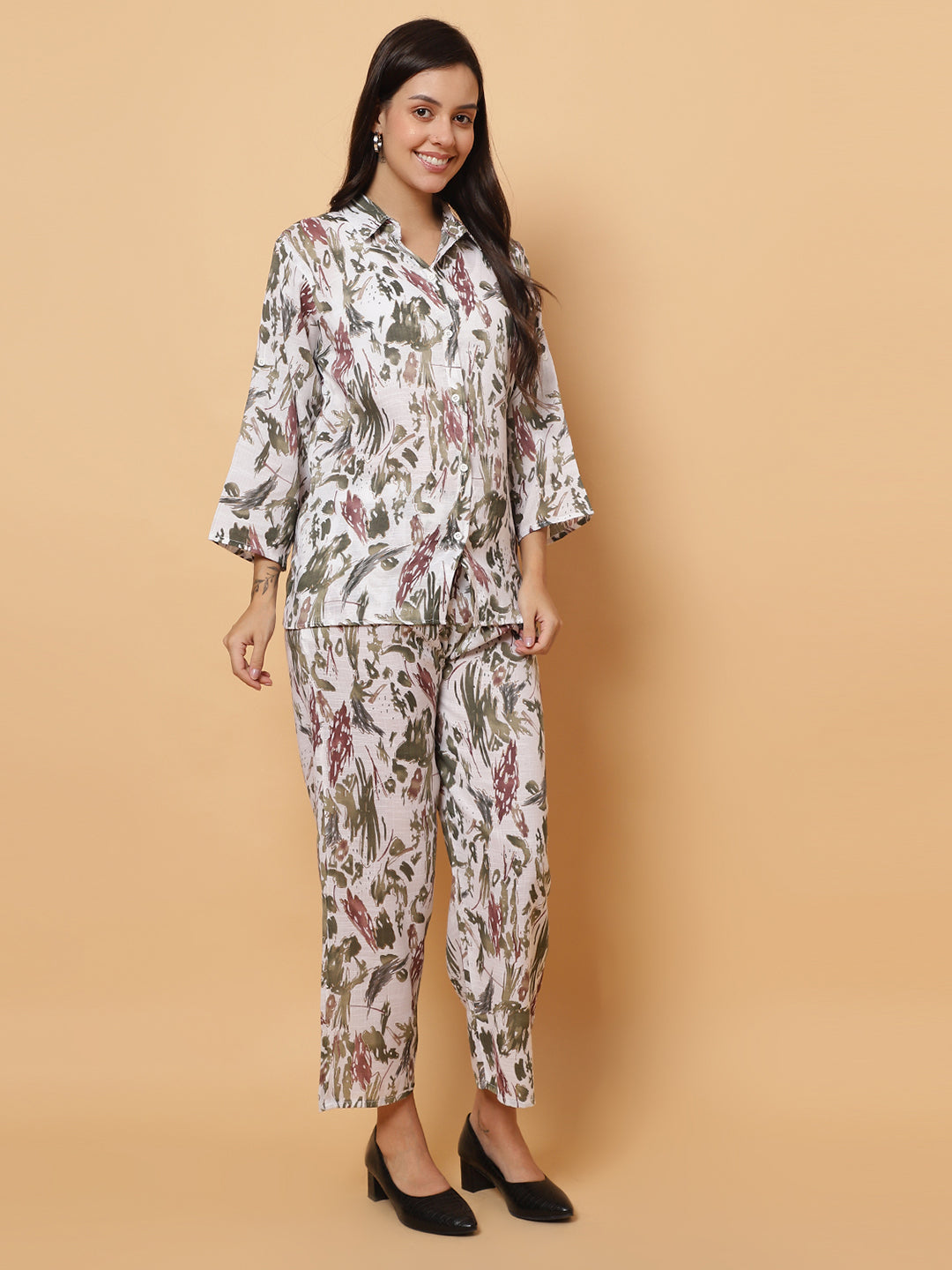 Women Abstract Printed Shirt Style Co-Ords