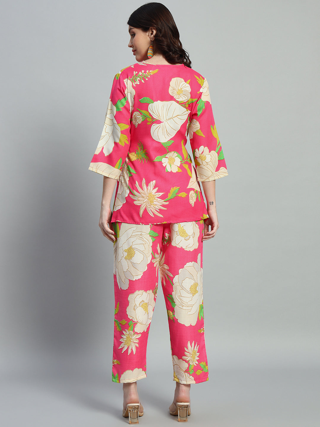 Women Pink Floral Printed Shirt Co-Ords
