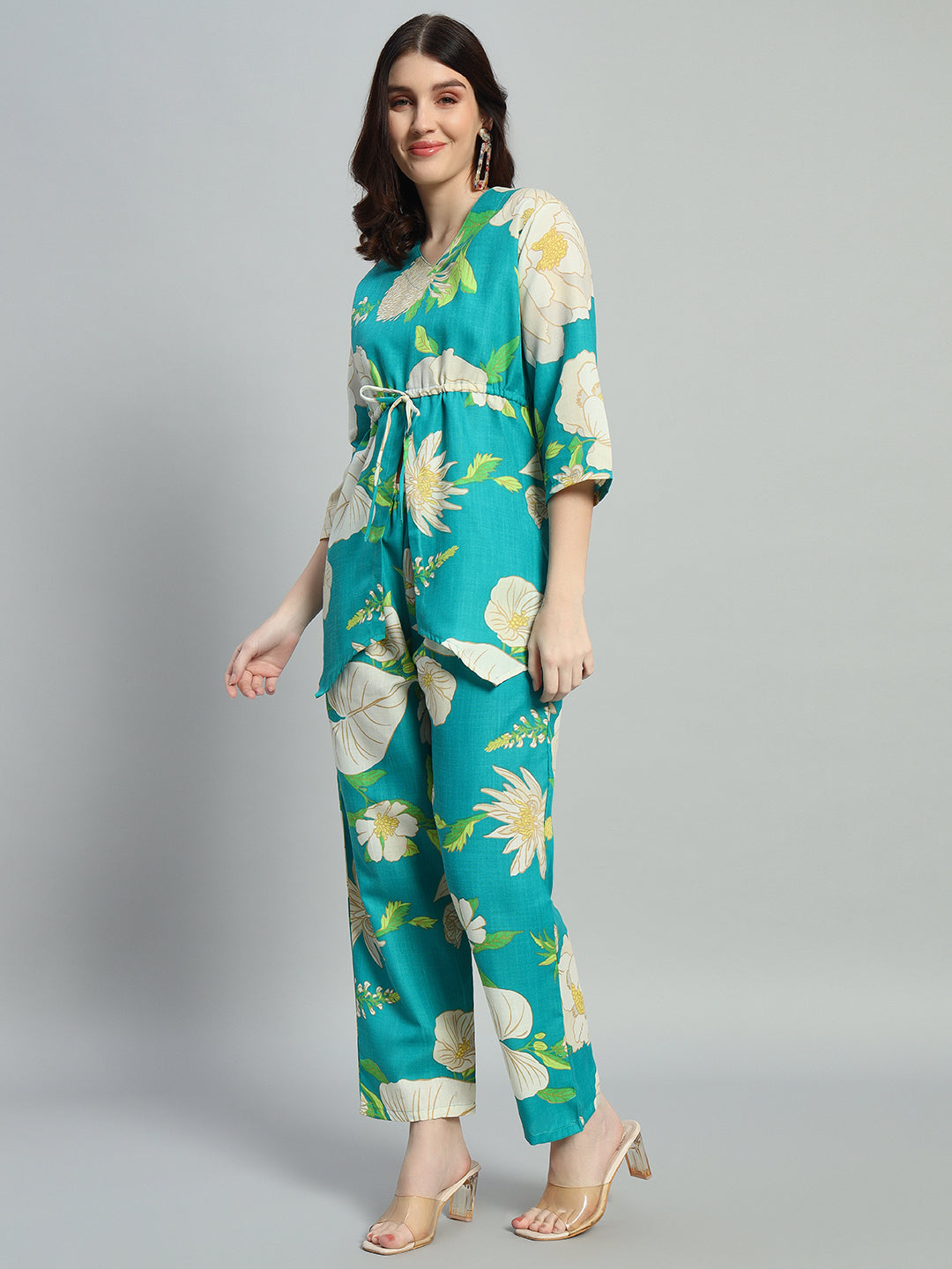 Women Green Floral Printed V neck Co-Ords