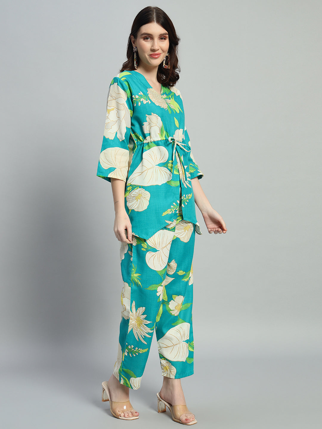 Women Green Floral Printed V neck Co-Ords
