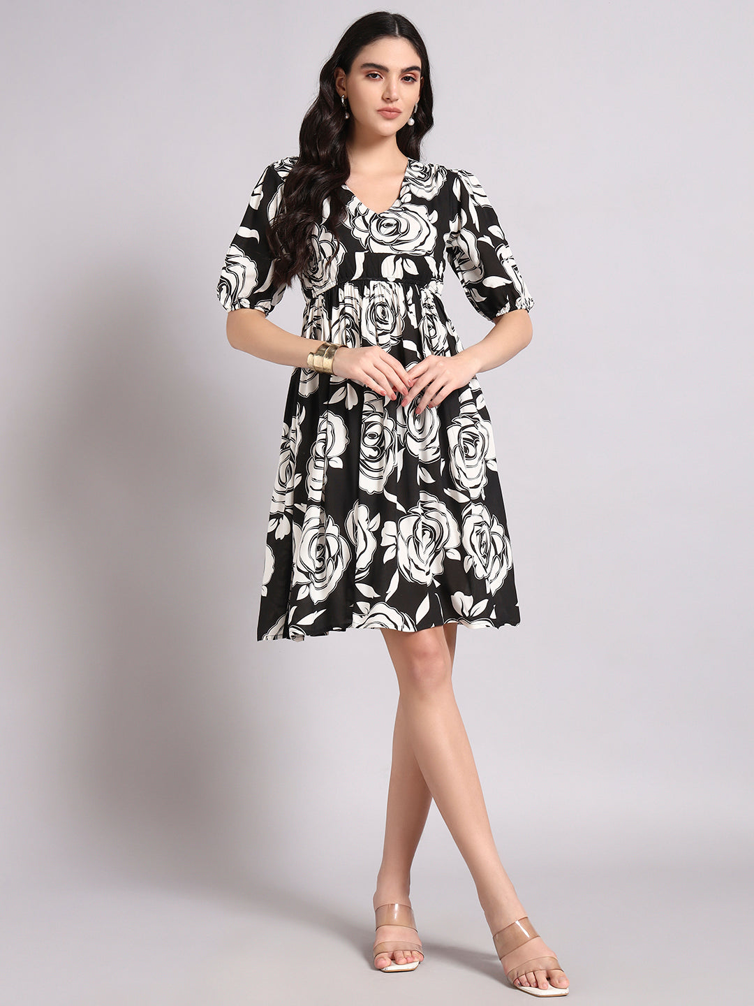 Women Floral Printed V-Neck Puff Sleeve Gathered or Pleated Fit & Flare Dress