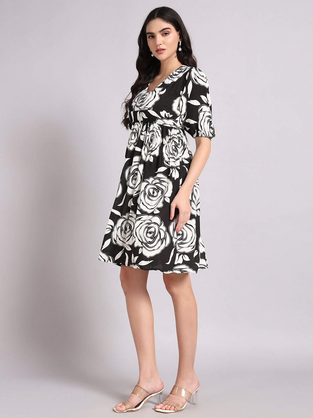 Women Floral Printed V-Neck Puff Sleeve Gathered or Pleated Fit & Flare Dress