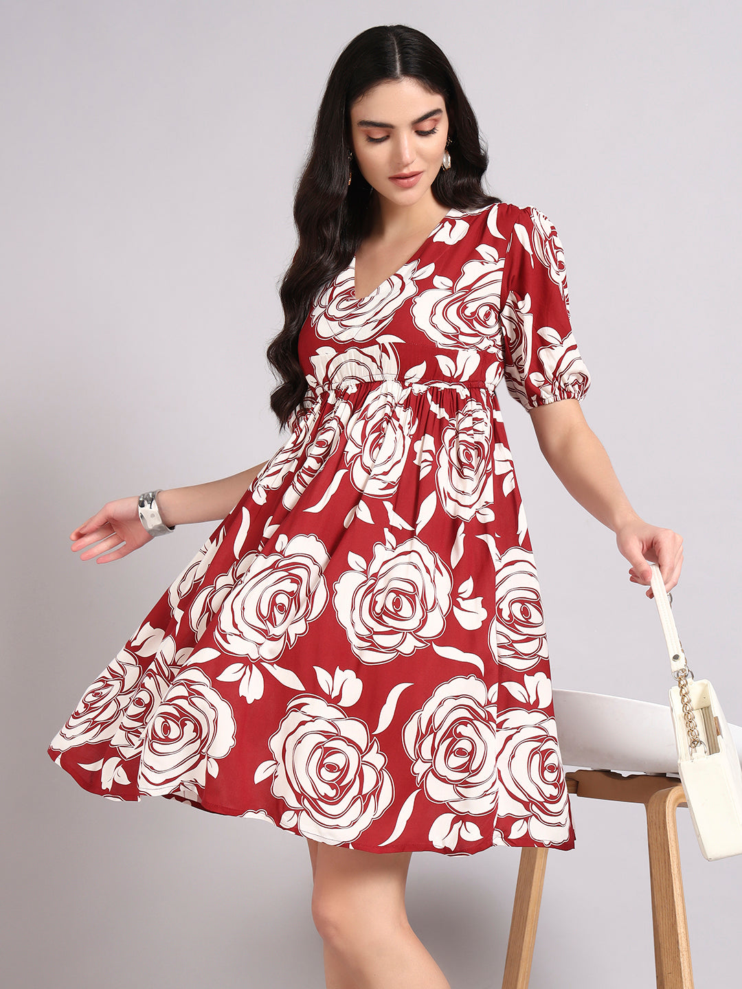 Women Floral Printed Puff Sleeves V-Neck Empire Dress