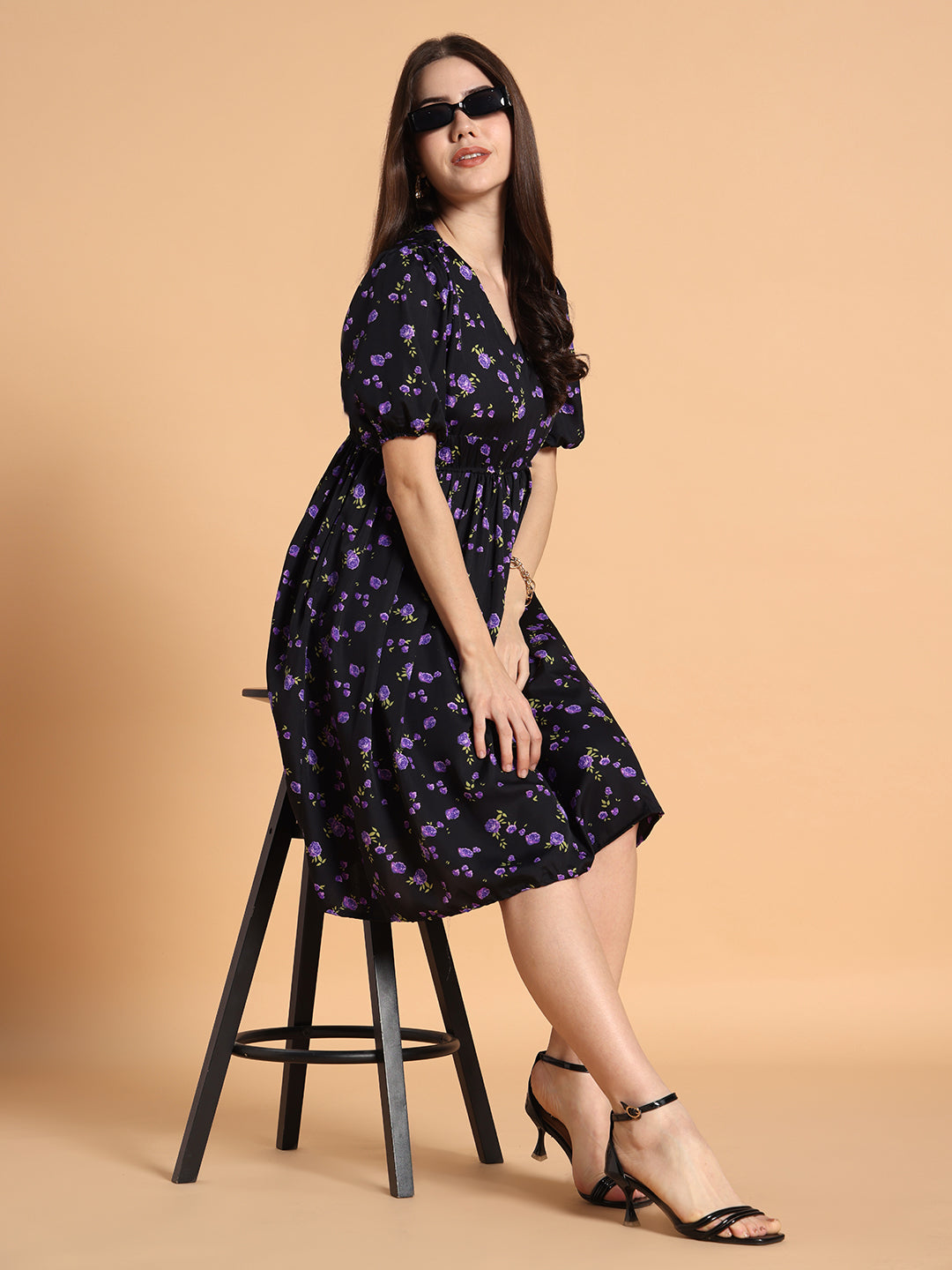 Women Black & Purple Floral Dress