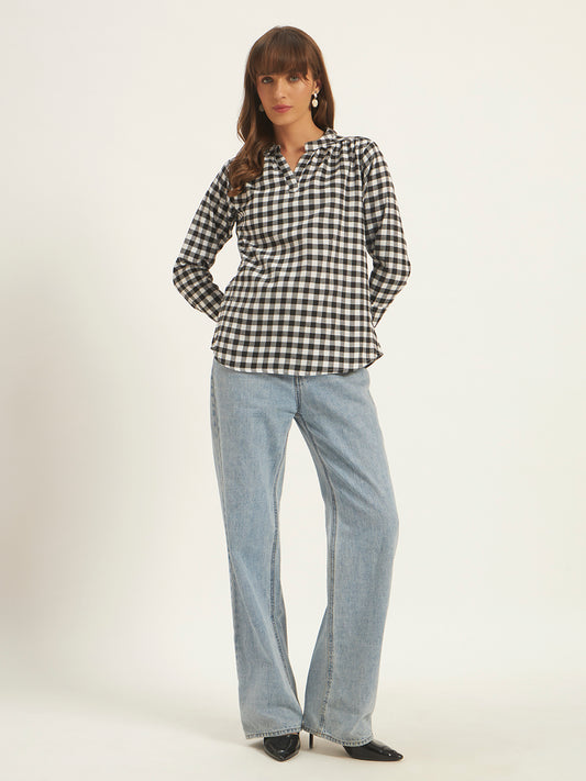 Women Black & White Checks Mandarin collar Shirt Top