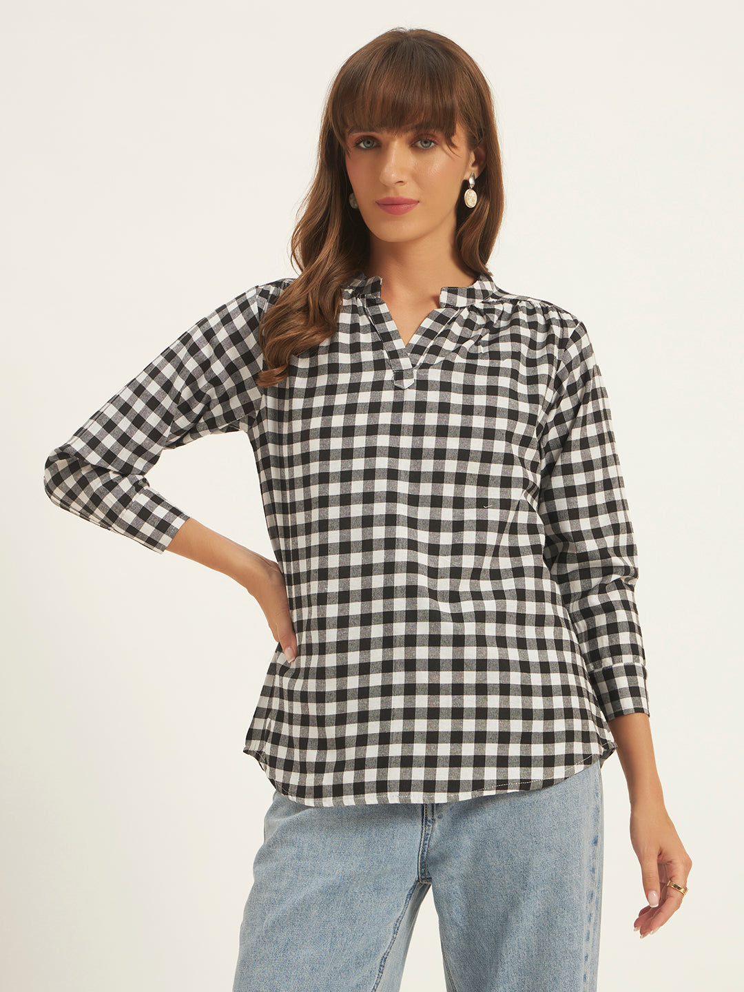 Women Black & White Checks Mandarin collar Shirt Top