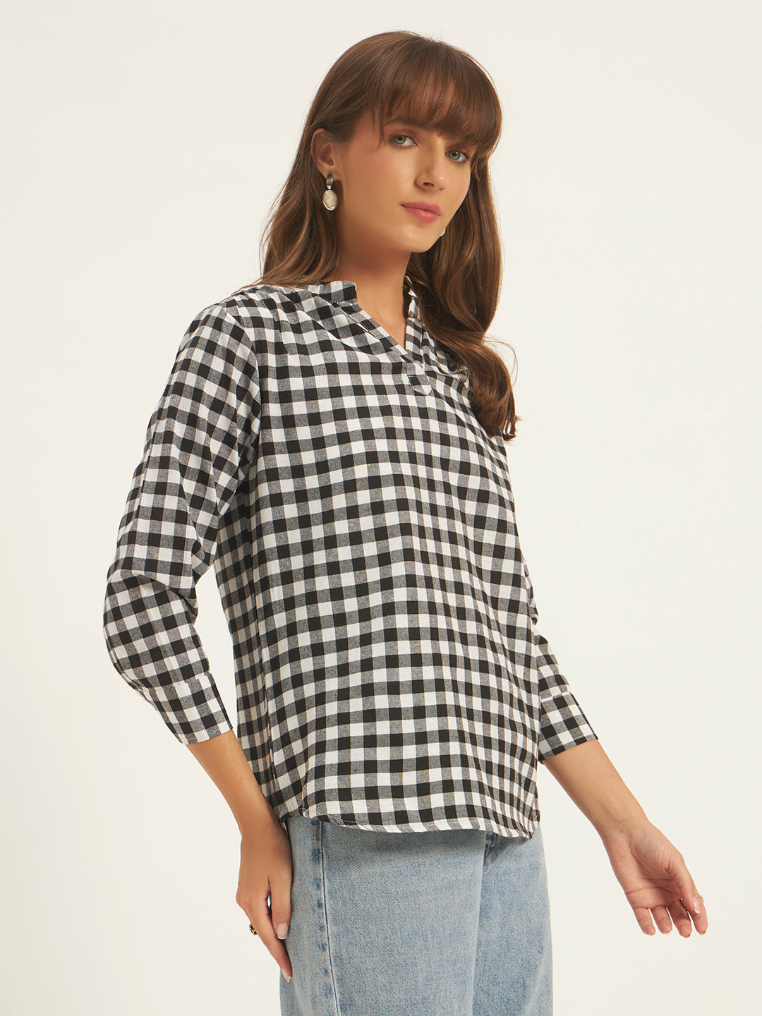 Women Black & White Checks Mandarin collar Shirt Top