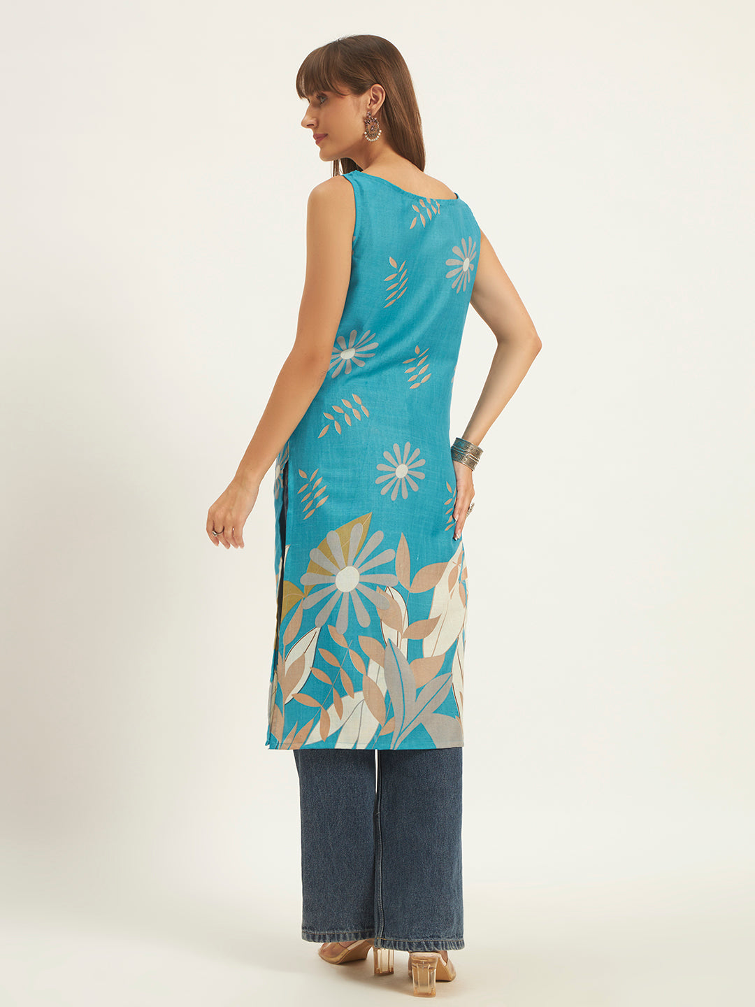 Women Floral Printed Straight Boat neck Kurta