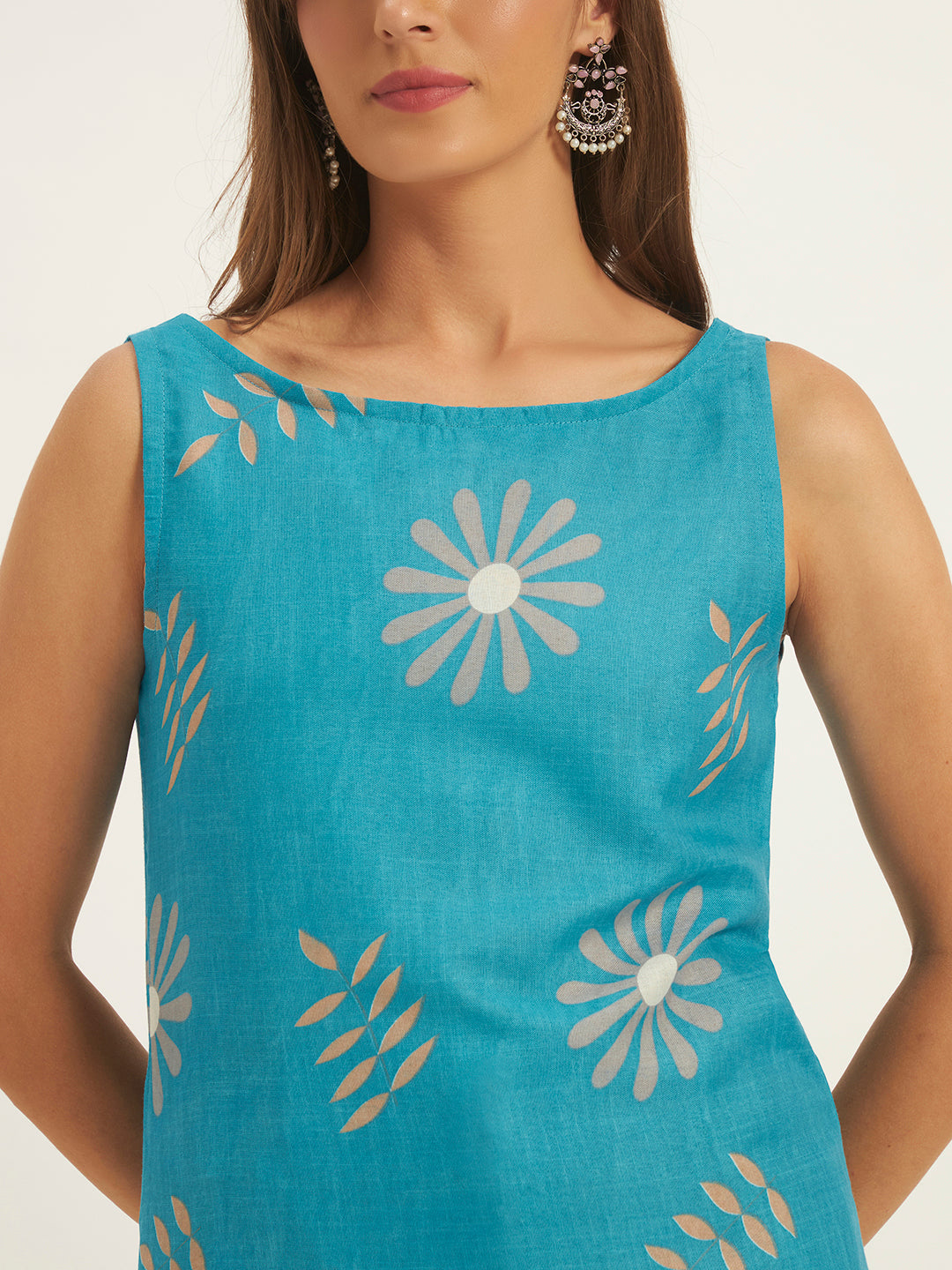 Women Floral Printed Straight Boat neck Kurta