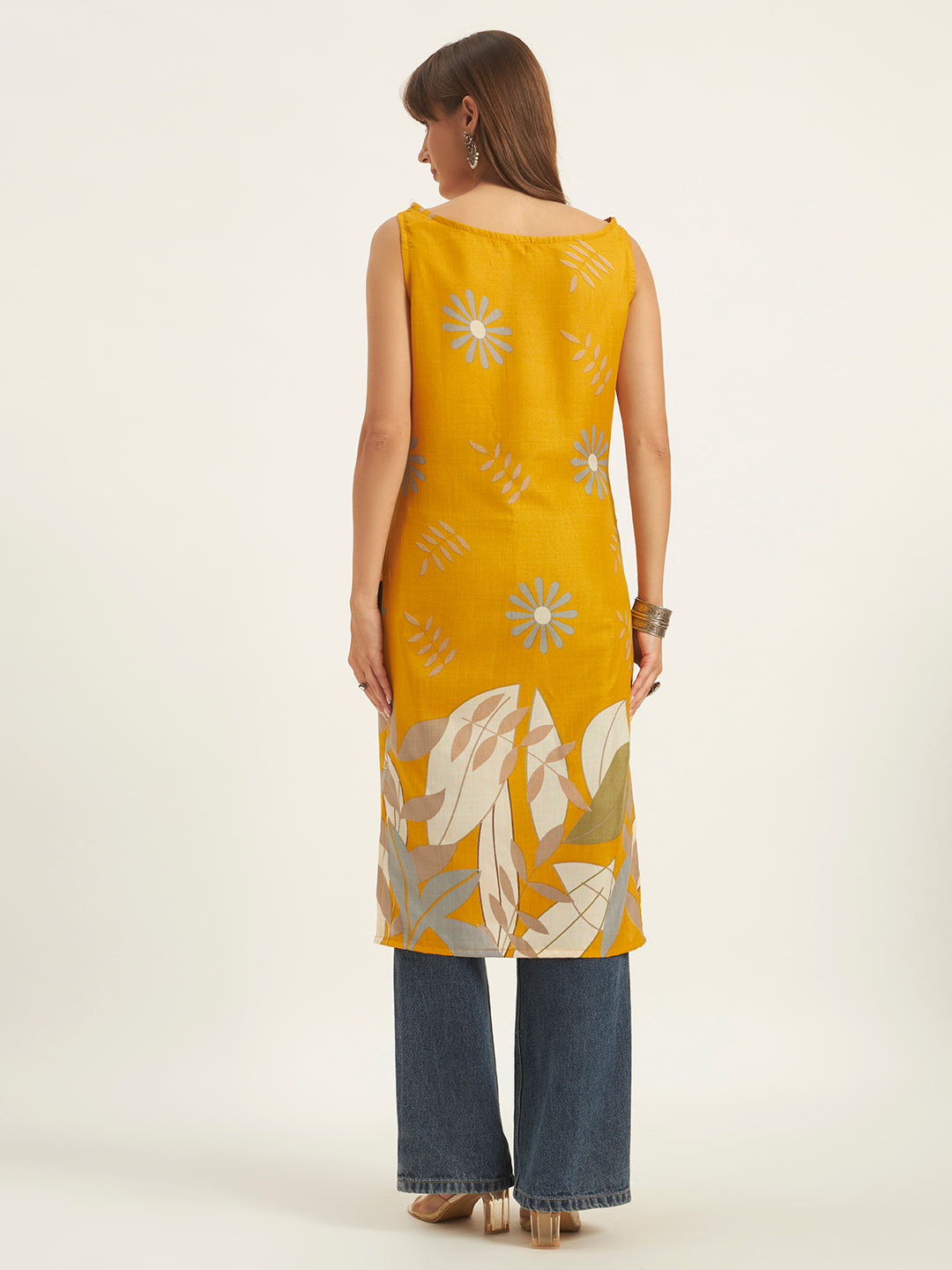 Women Floral Printed Straight Boat neck Kurta