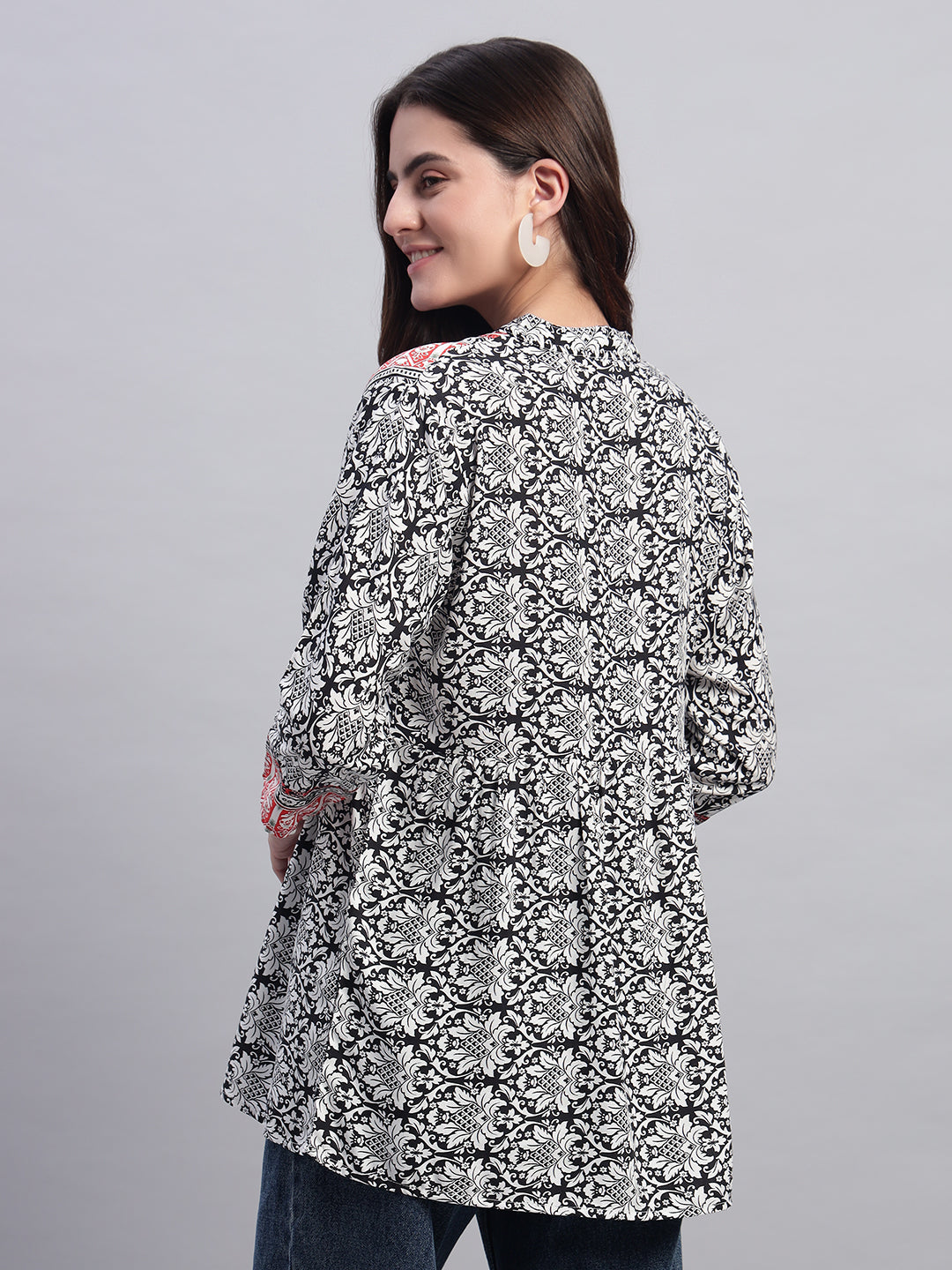 Women Black & White Split Neck Peplum Short Kurti