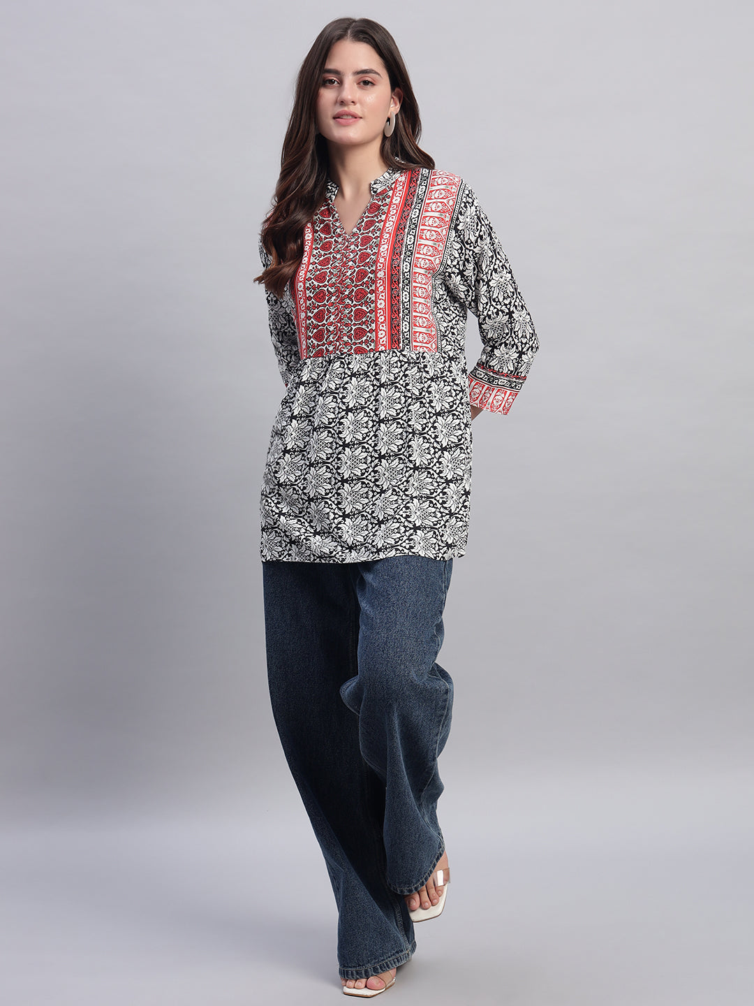 Women Black & White Split Neck Peplum Short Kurti
