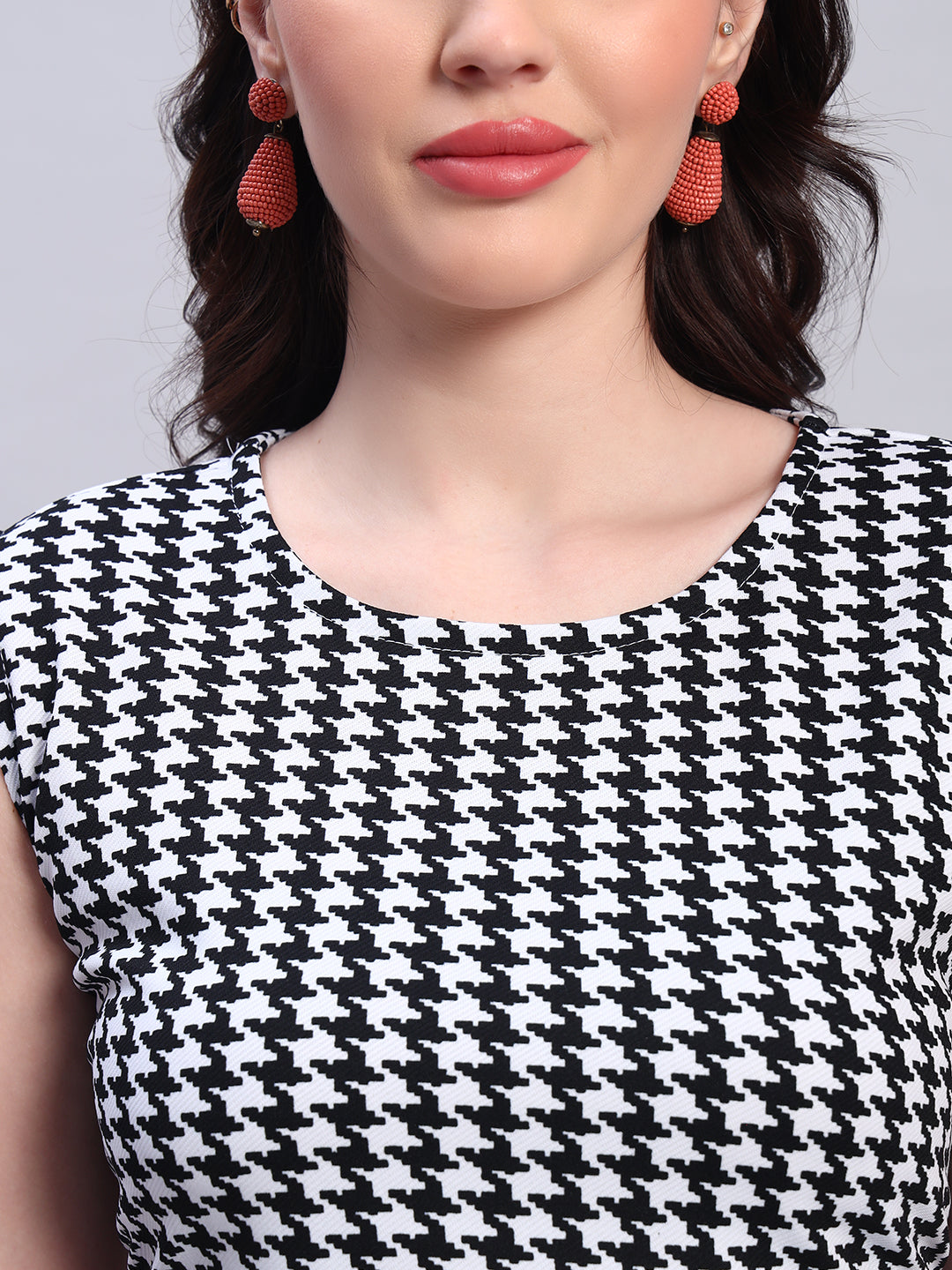 Women Striped Black fited Dress