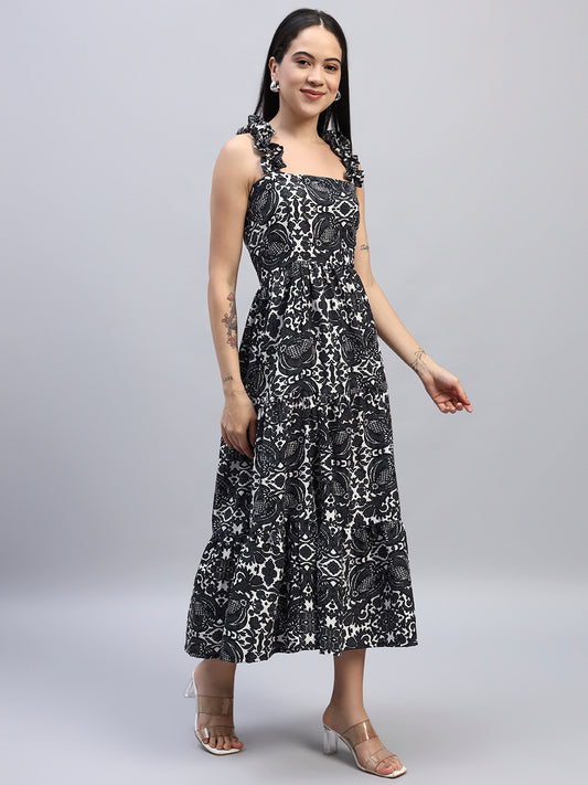 Women Flared Black & White Dress