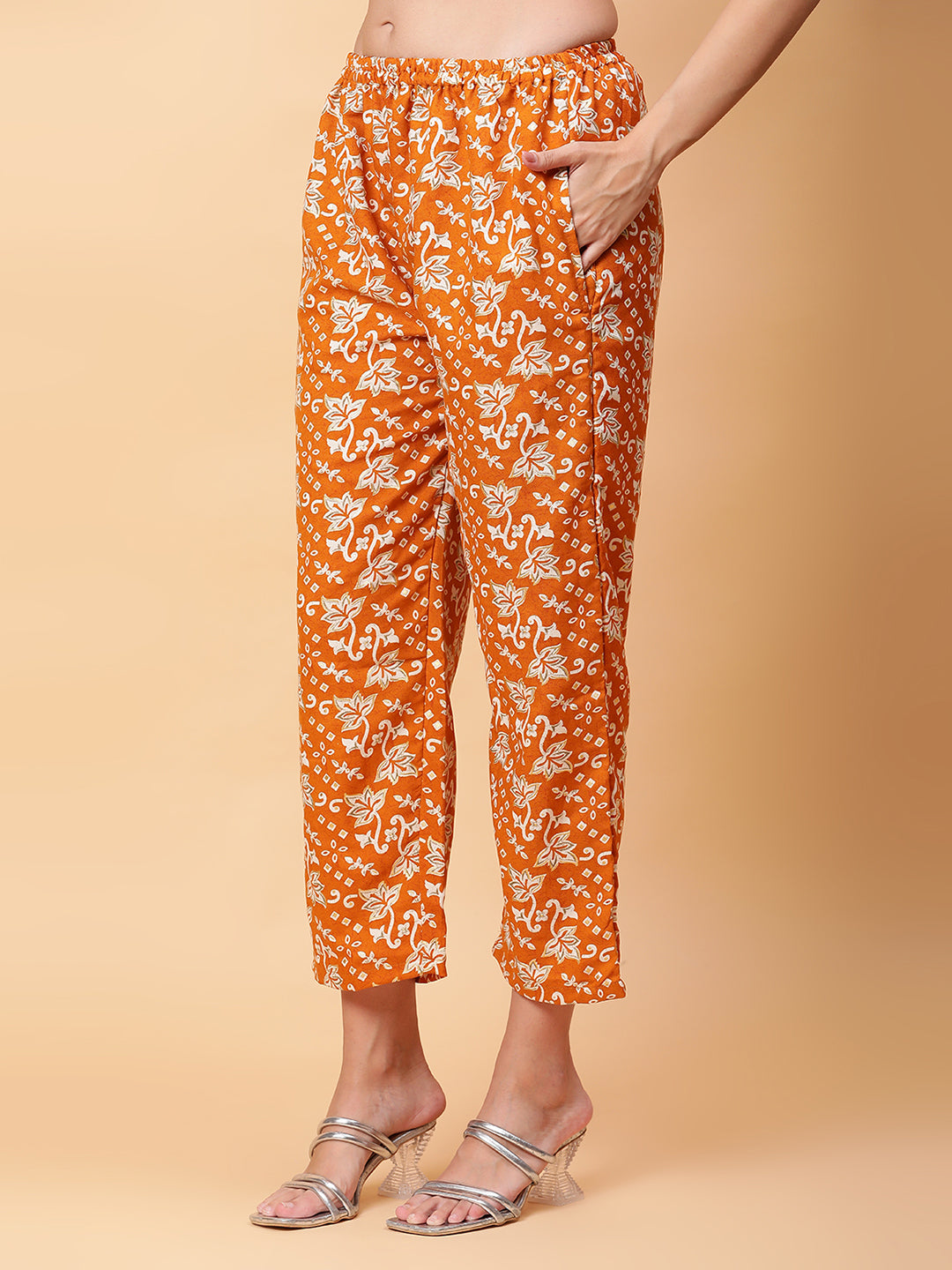 Women Printed Mandarin Collar Co-Ords.