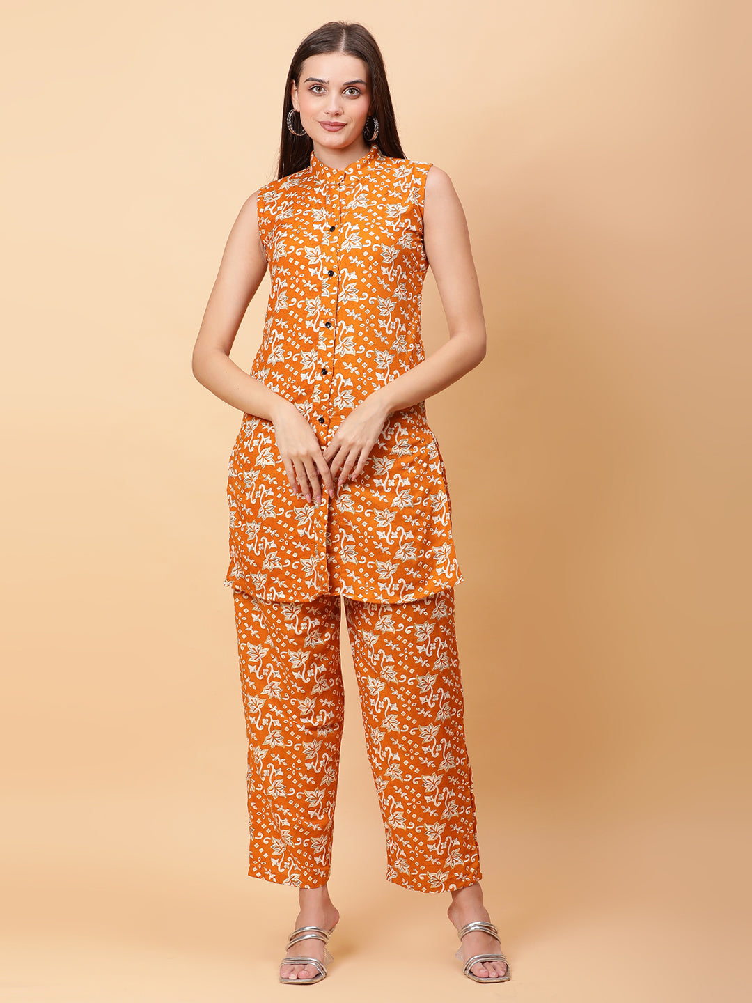 Women Printed Mandarin Collar Co-Ords.