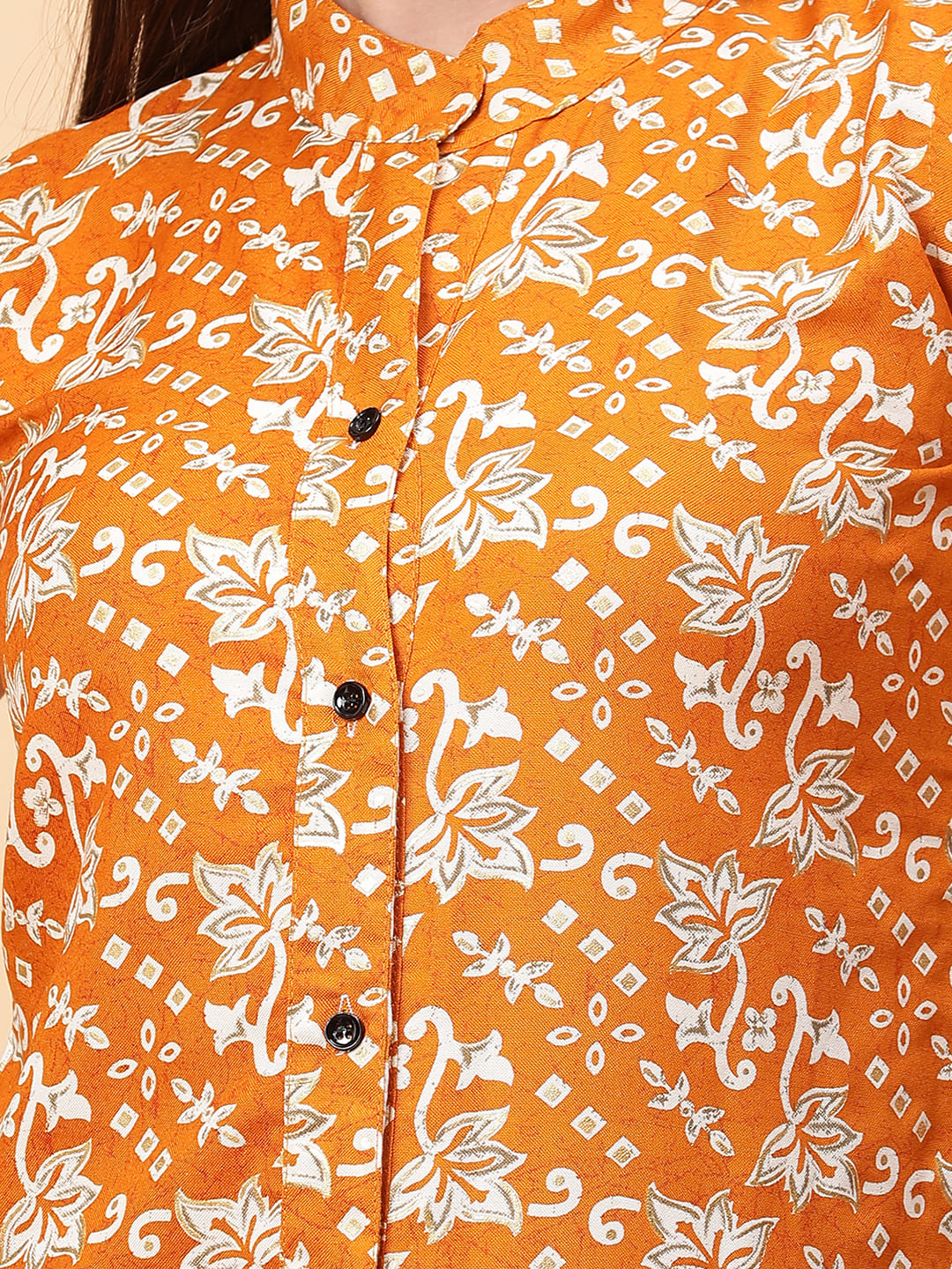 Women Printed Mandarin Collar Co-Ords.