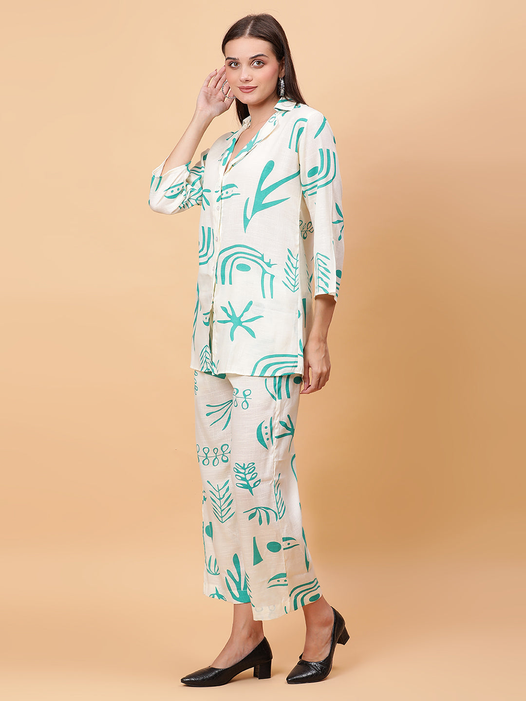 Women White Printed Shirt Co-Ords