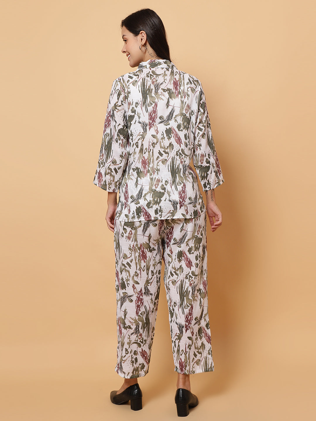 Women Abstract Printed Shirt Style Co-Ords