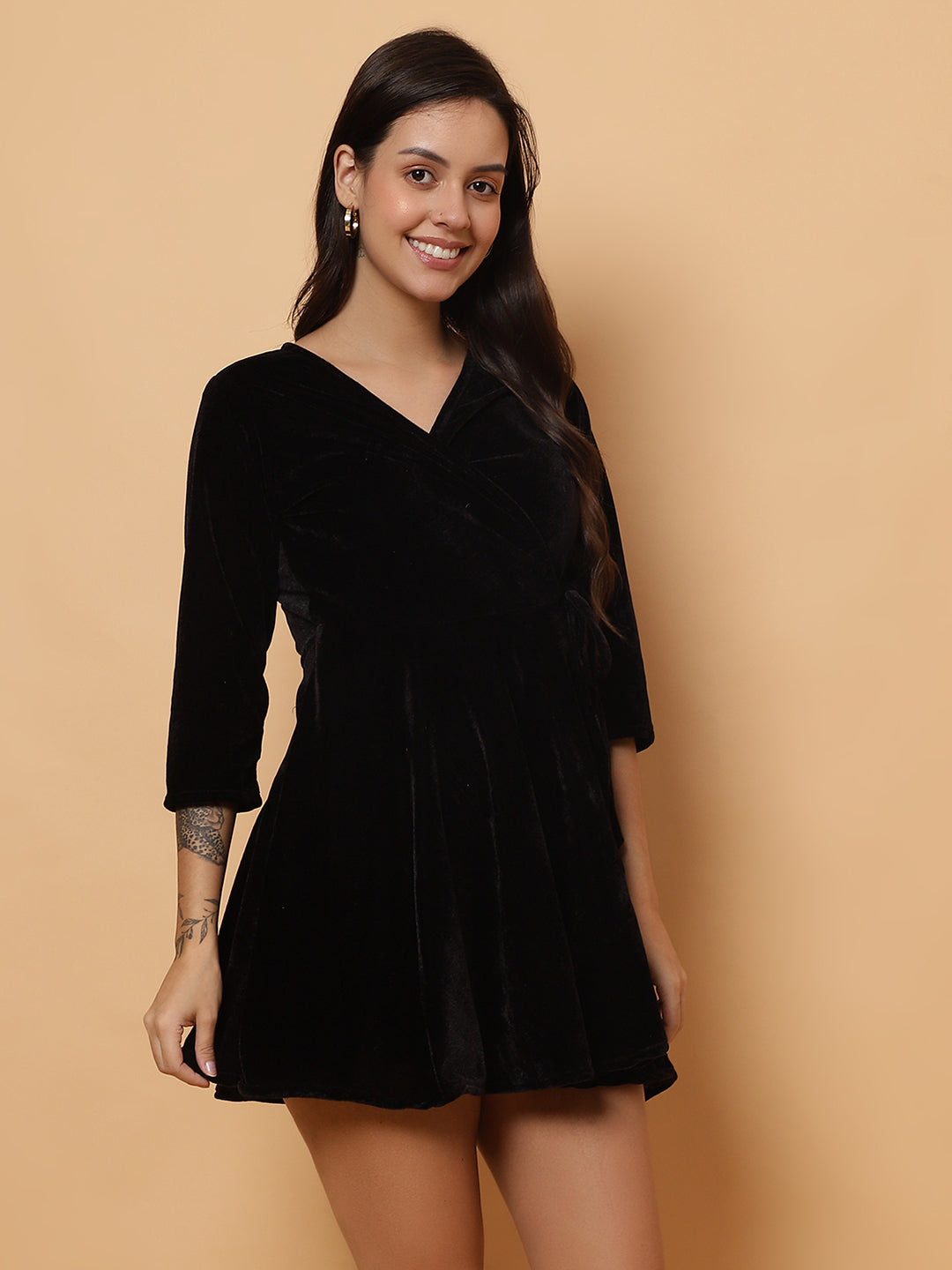 Women Black Velvet V-Neck Short Dress