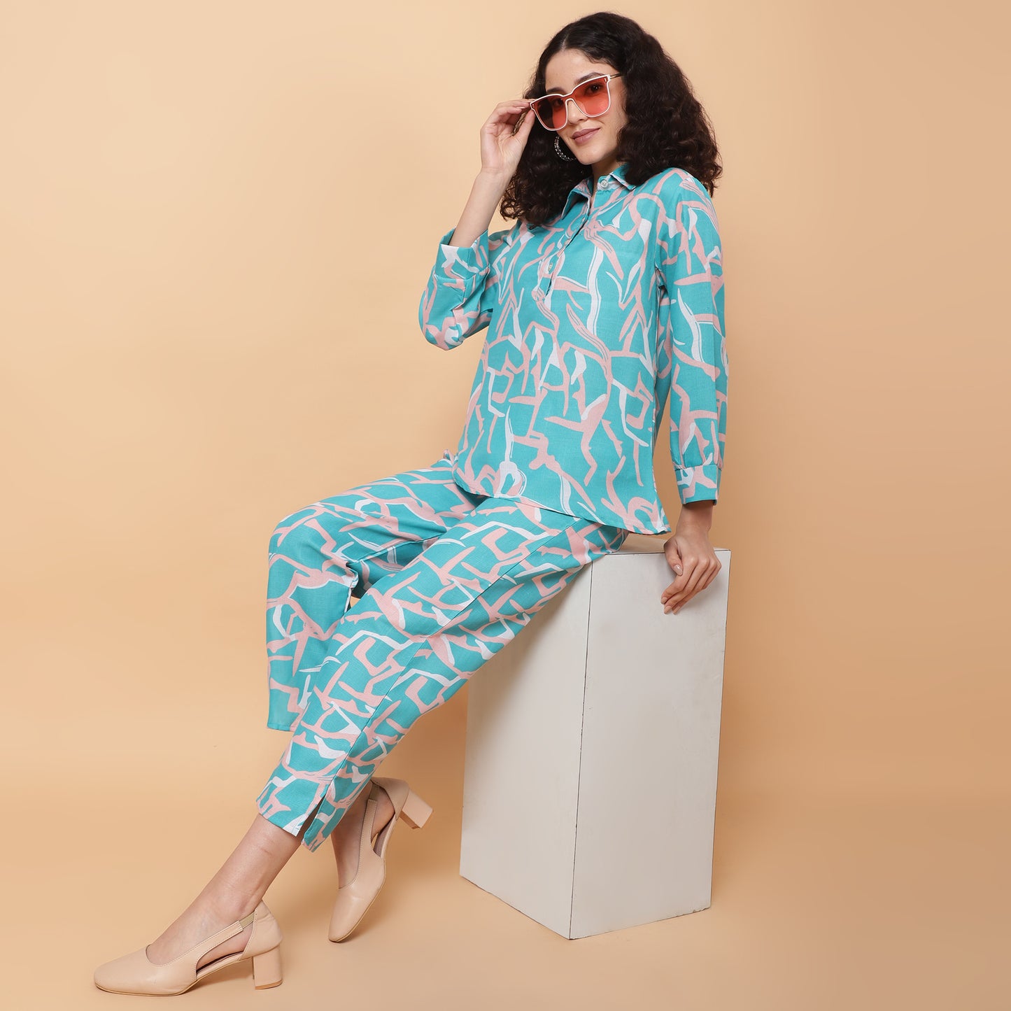 Women Green Printed Shirt Co-Ords