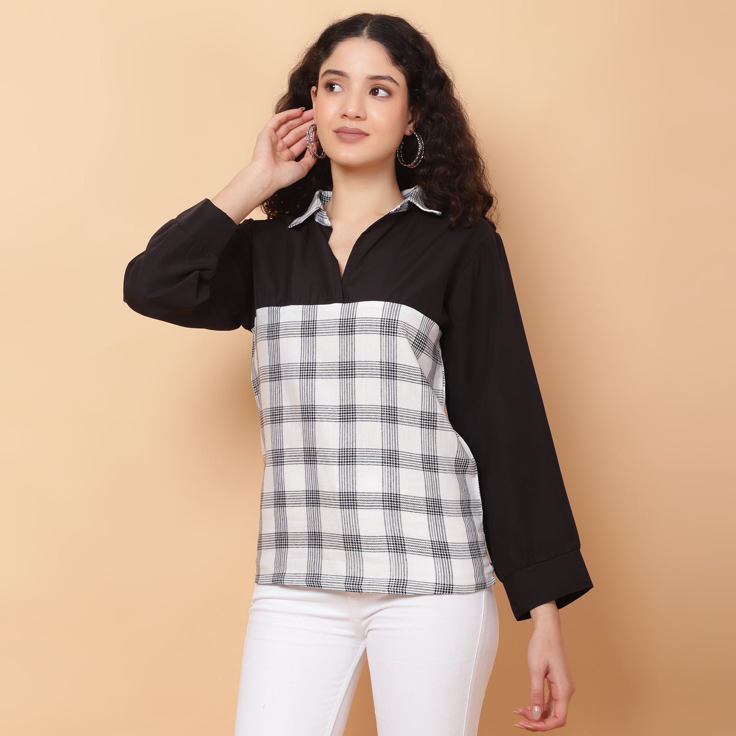Women Check White & Black Casual Collar Shirt